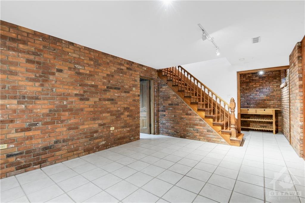 108 HARRIET Street