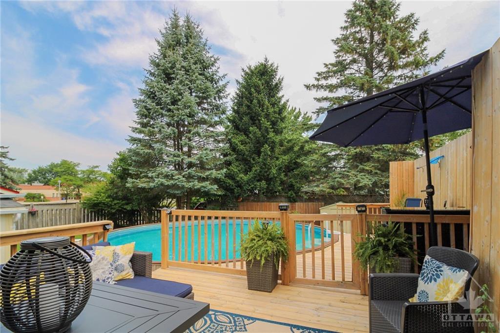1335 BORDEN Crescent