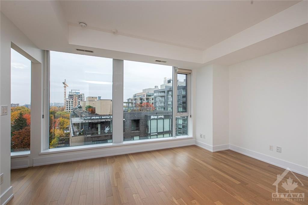 360 PATRICIA Avenue, #820