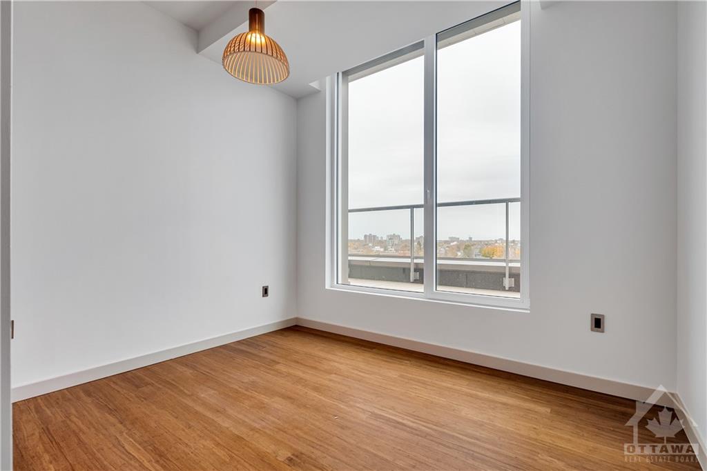 135 BARRETTE Street, #PH4