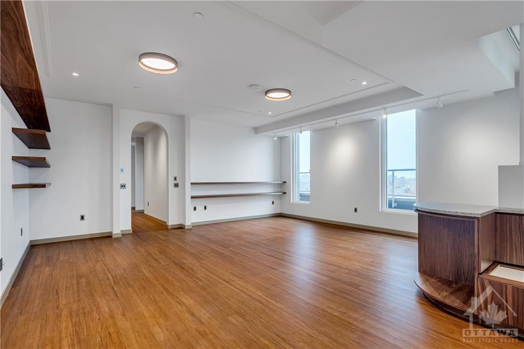 135 BARRETTE Street, #PH4