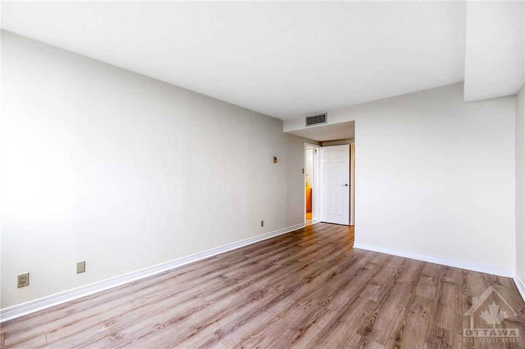 100 GRANT CARMAN Drive, #710