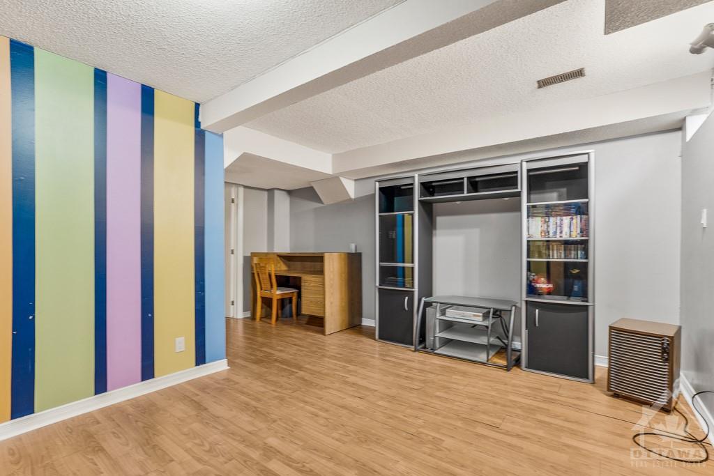 1379 COULTER Place