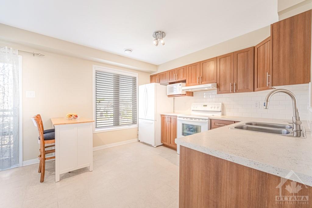 329 GALSTON Private