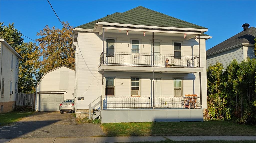 26-26A DUNBAR Avenue