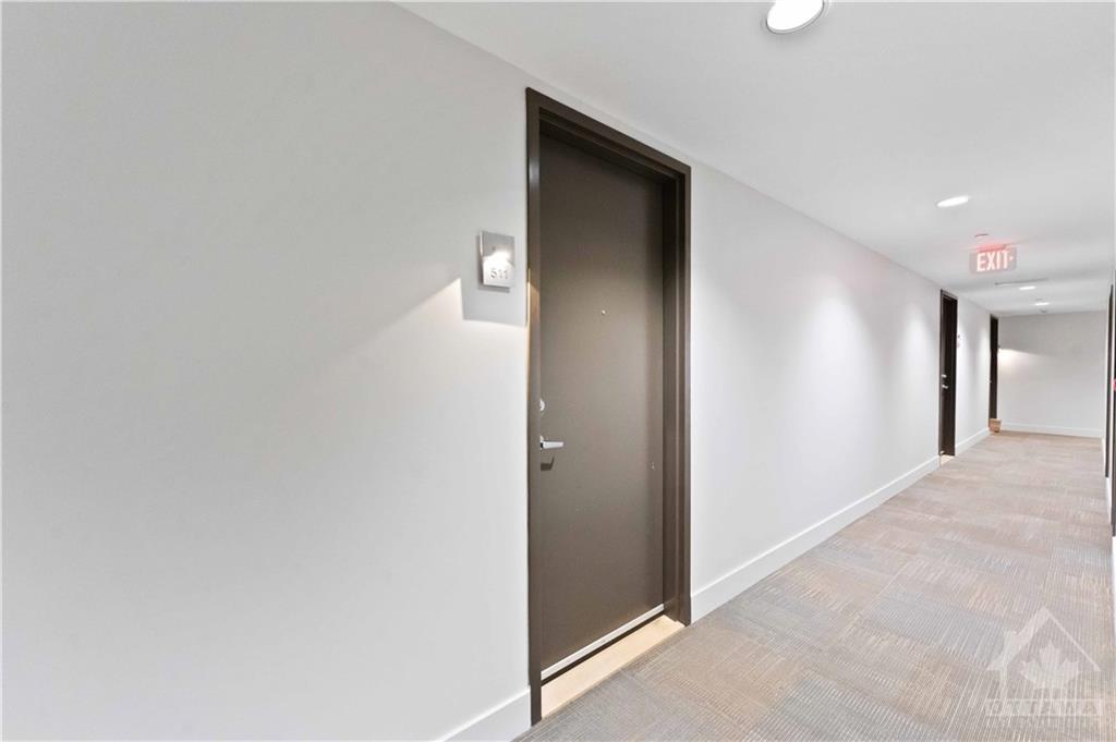 100 CHAMPAGNE Avenue S, #511
