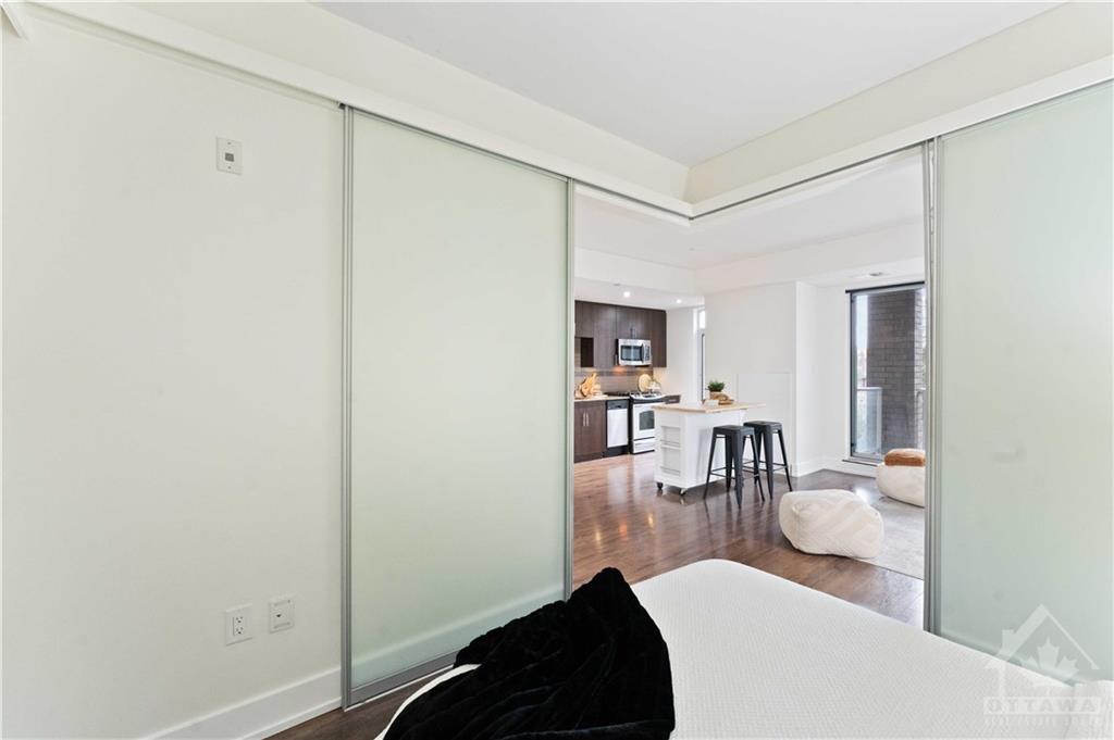 100 CHAMPAGNE Avenue S, #511
