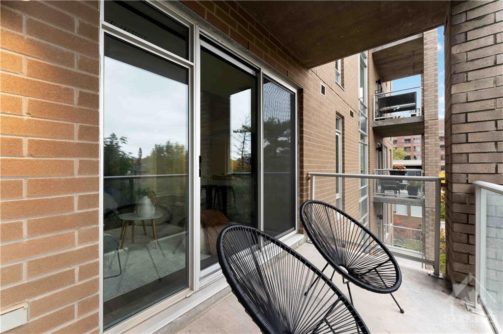 100 CHAMPAGNE Avenue S, #511