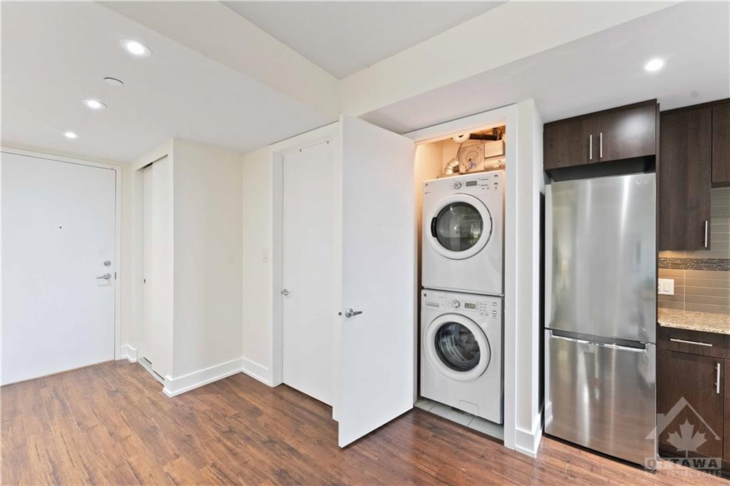 100 CHAMPAGNE Avenue S, #511