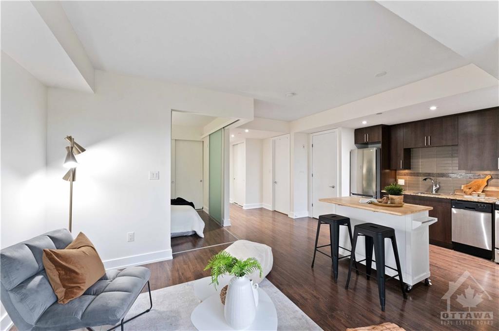 100 CHAMPAGNE Avenue S, #511