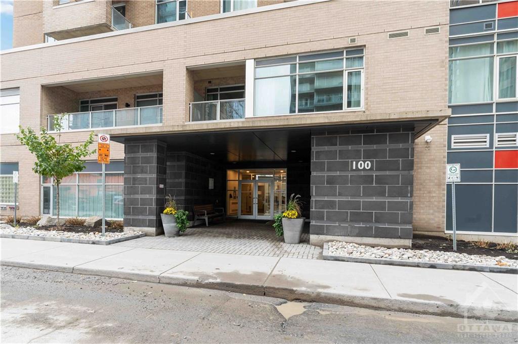 100 CHAMPAGNE Avenue S, #511