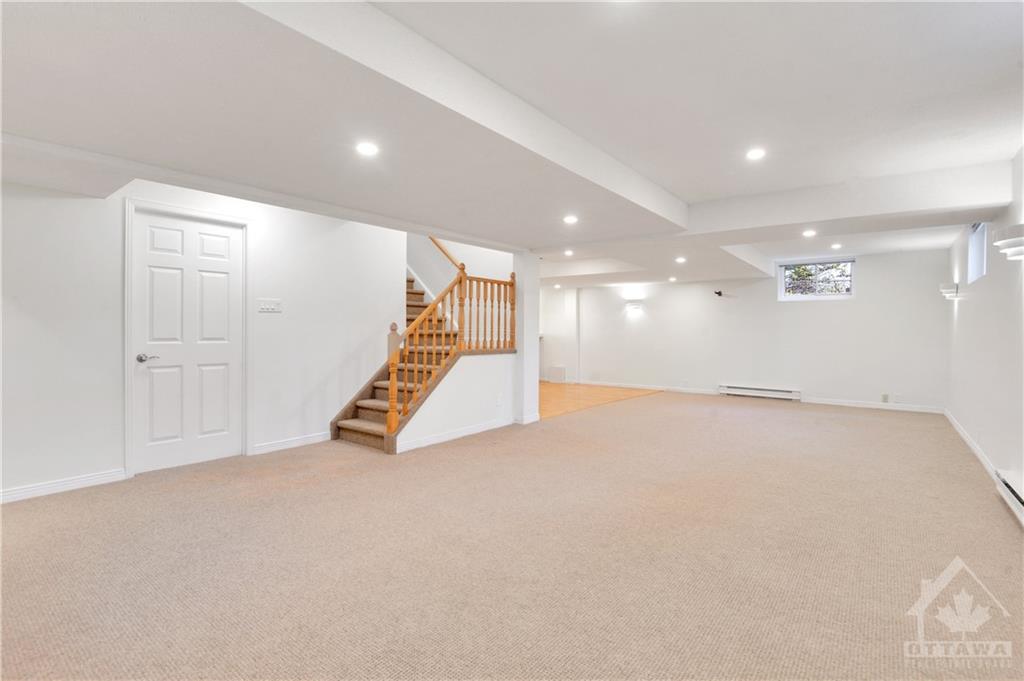 86 COUNTRY CLUB Drive