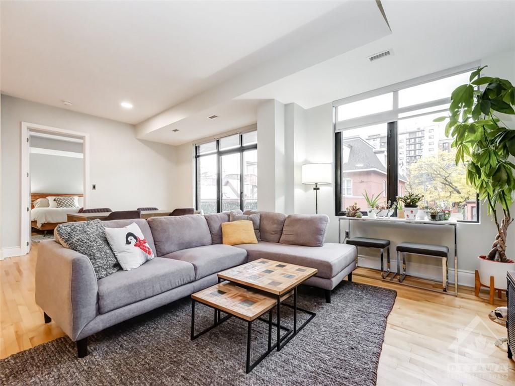 364 COOPER Street, #206
