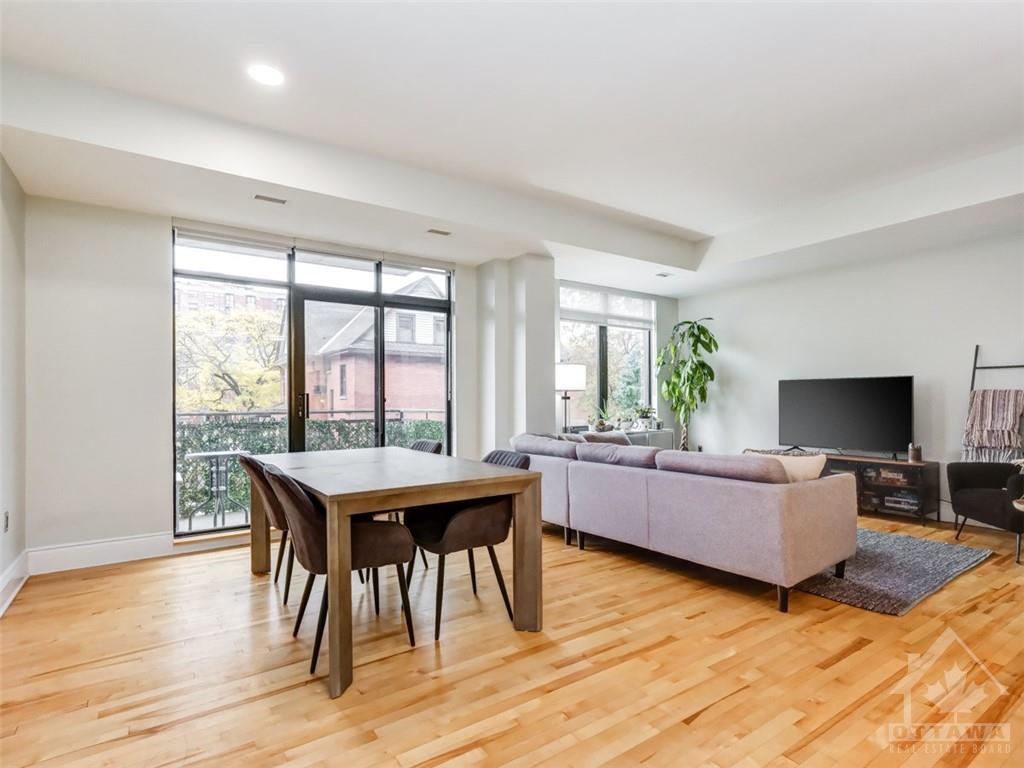 364 COOPER Street, #206