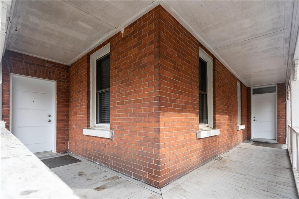 164 MARY Street
