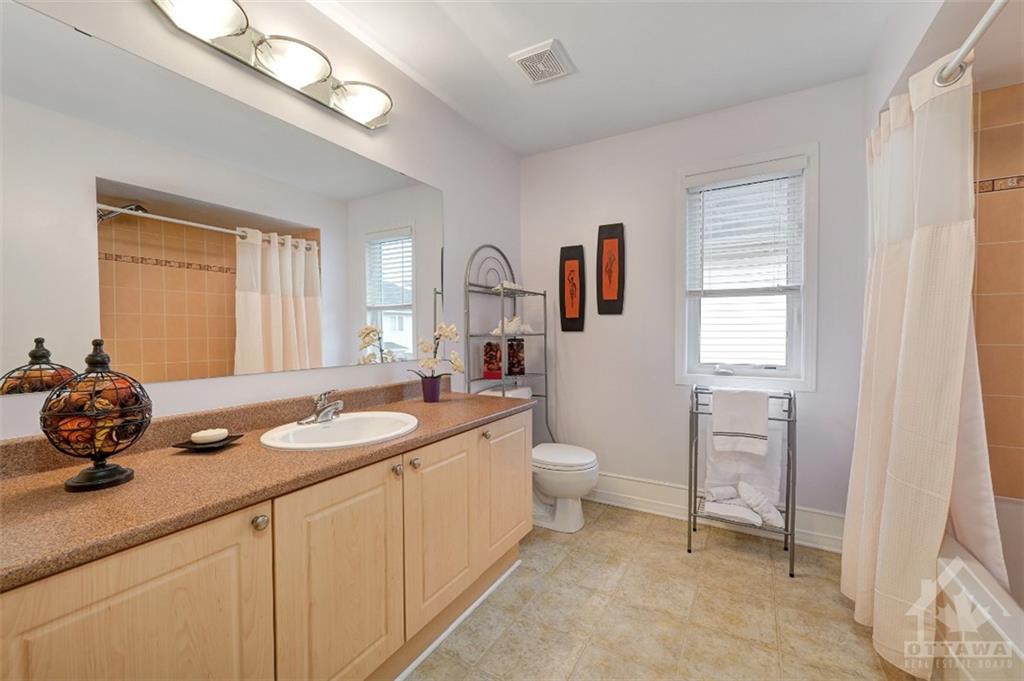 2208 CLENDENAN Crescent