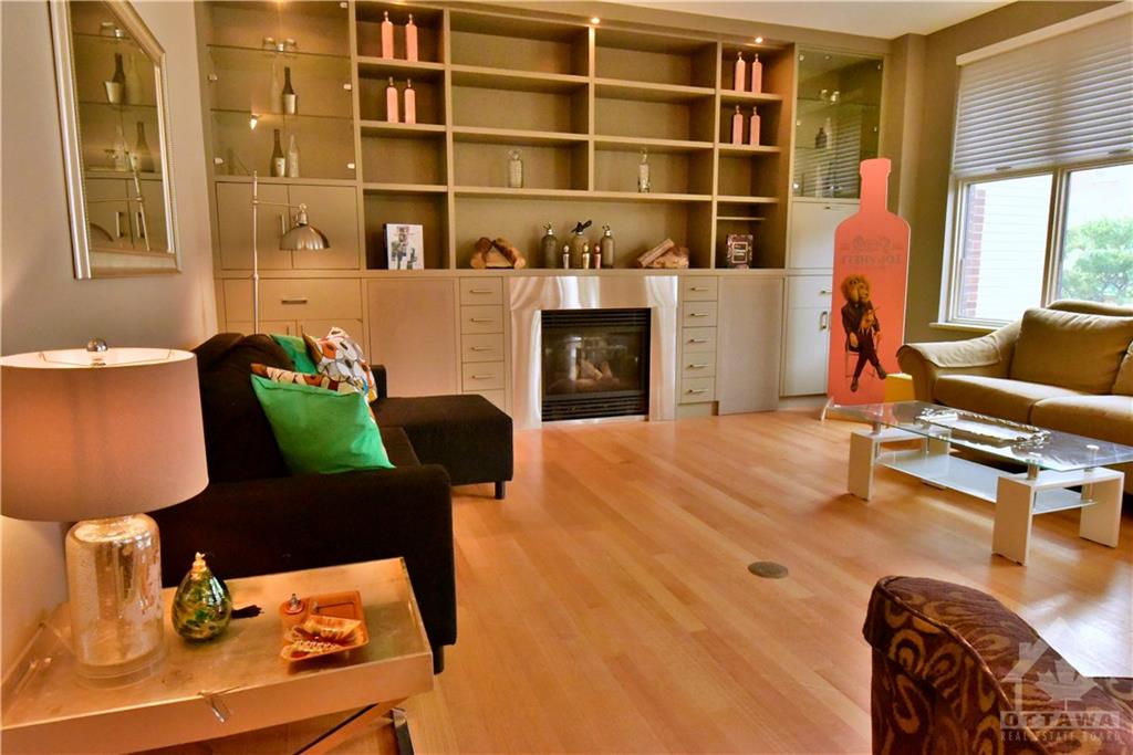 144 CLARENCE Street, #2A