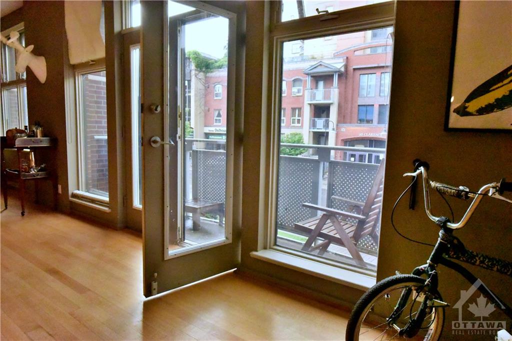 144 CLARENCE Street, #2A