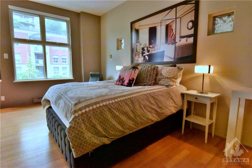 144 CLARENCE Street, #2A