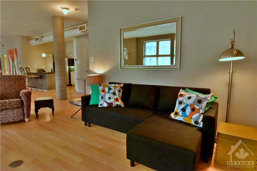 144 CLARENCE Street, #2A