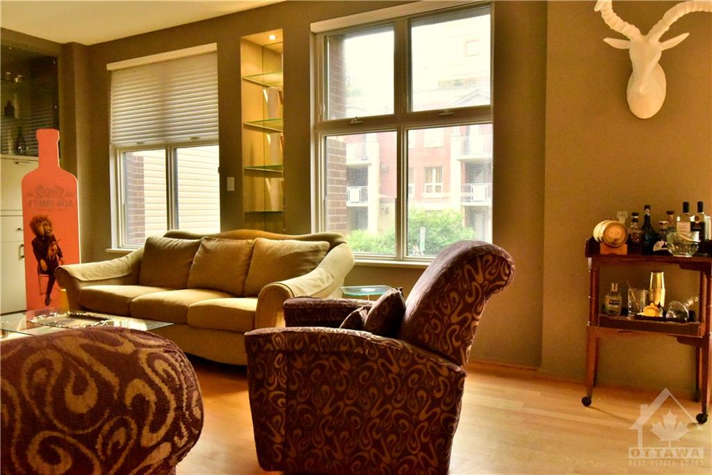 144 CLARENCE Street, #2A