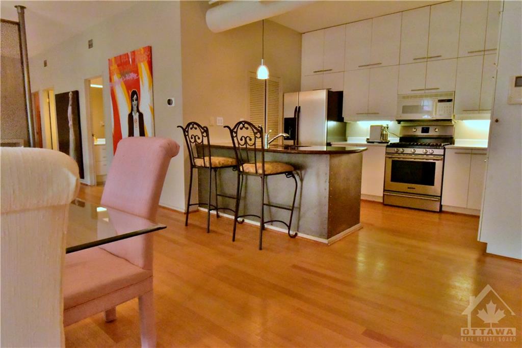 144 CLARENCE Street, #2A