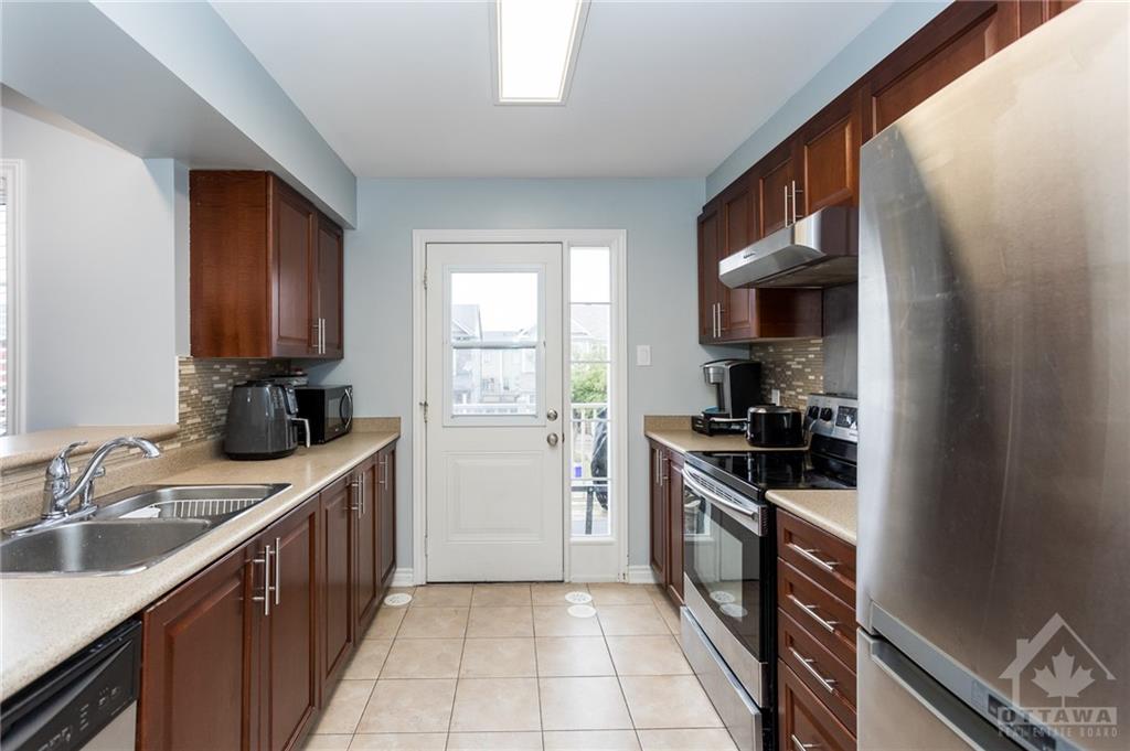 110 SUNSHINE Crescent