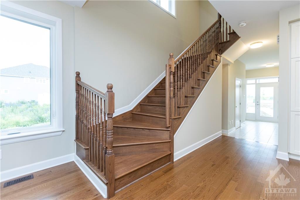 907 ORVIETO Way