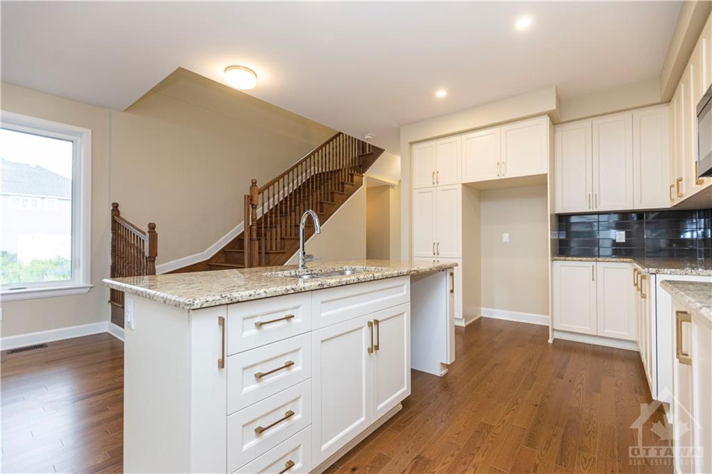 907 ORVIETO Way