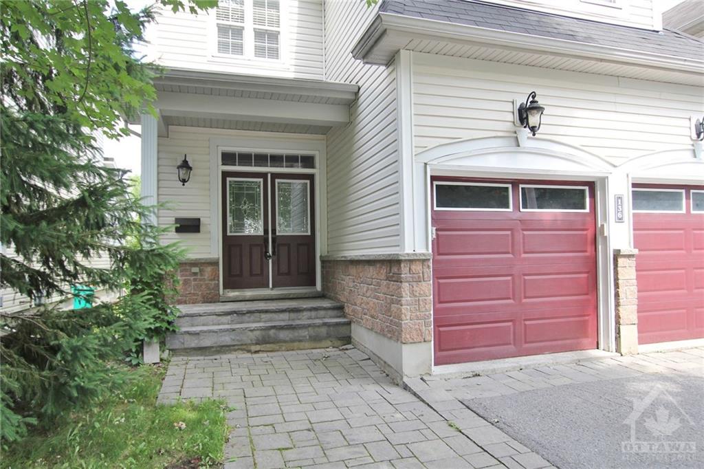 136 LAMPLIGHTERS Drive