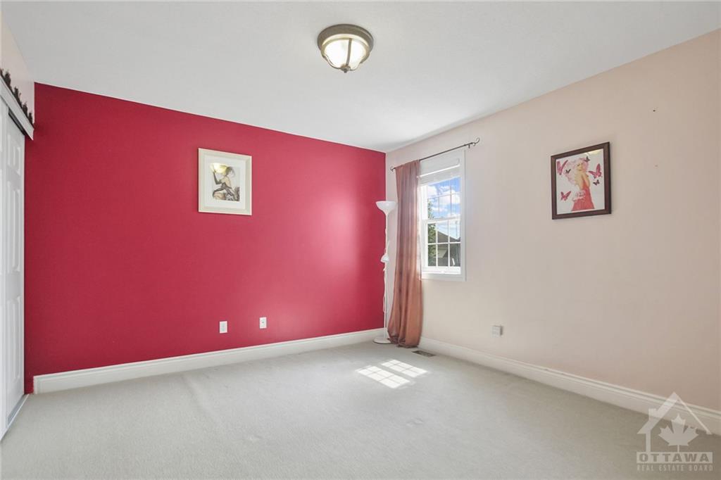 136 LAMPLIGHTERS Drive