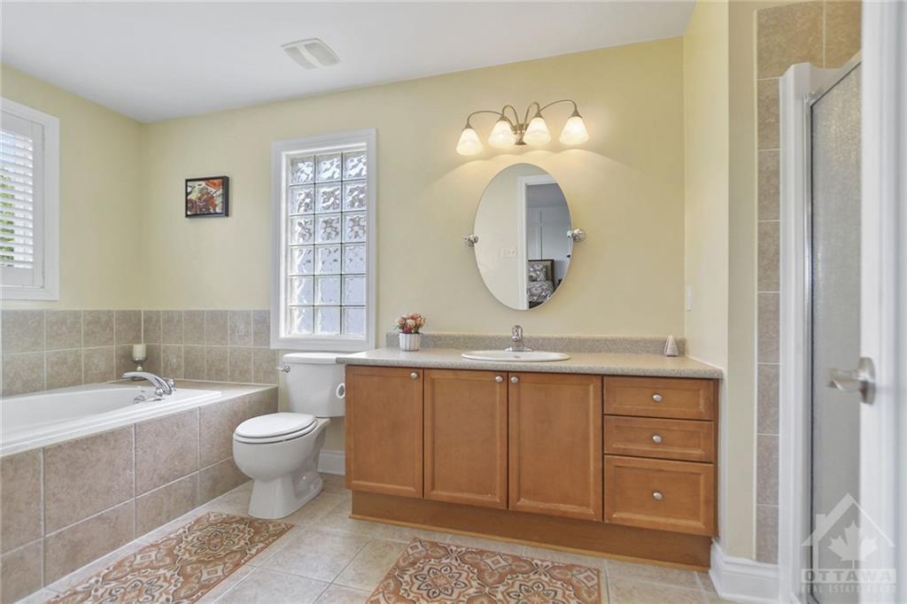 136 LAMPLIGHTERS Drive