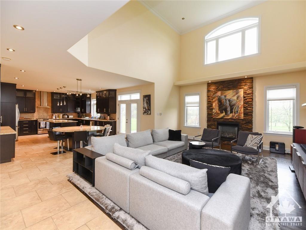 458 LOCKMASTER Crescent