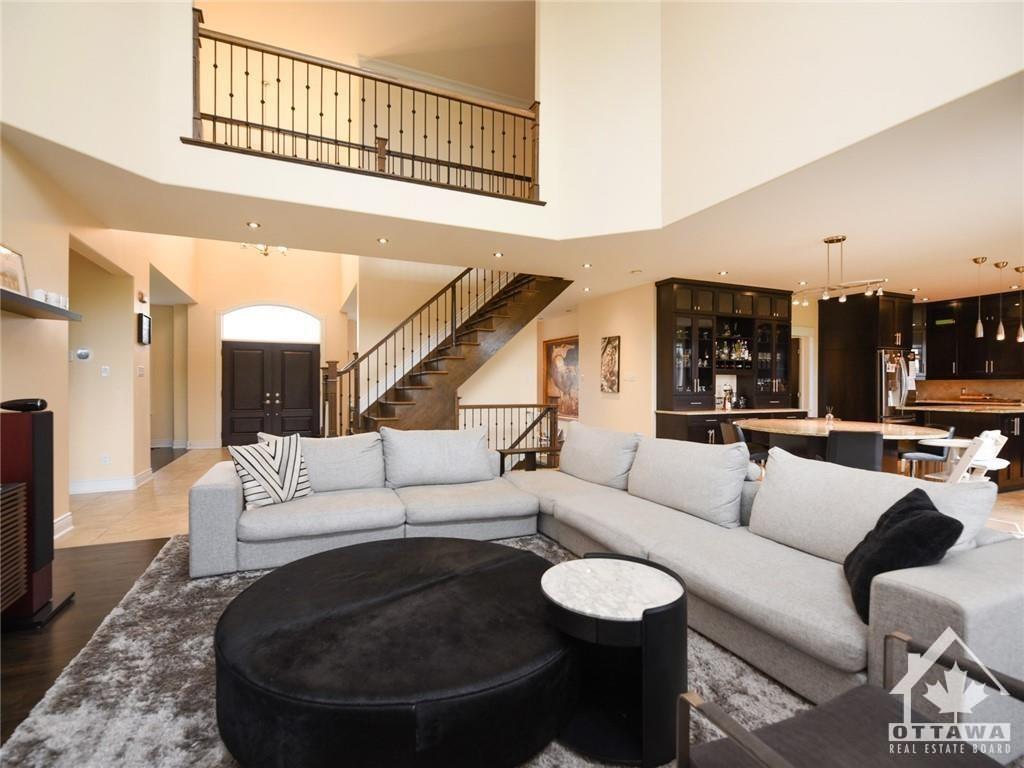 458 LOCKMASTER Crescent