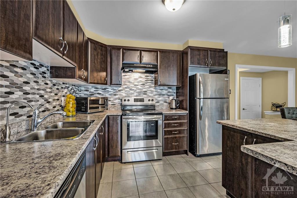 437 RIVERBOAT Heights