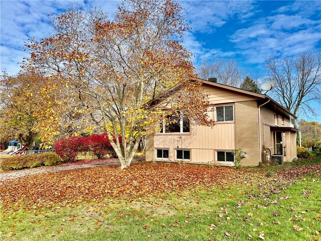 45 DAVISON Avenue