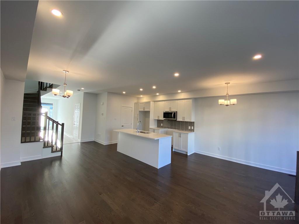 2325 GOLDHAWK Drive