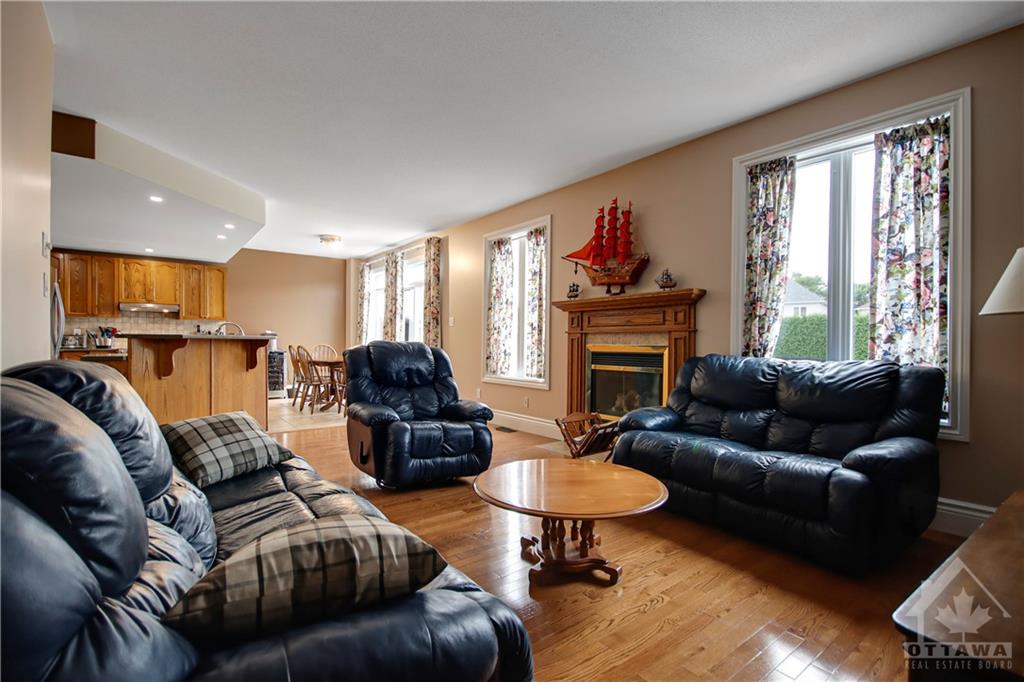 2136 VALENCEVILLE Crescent