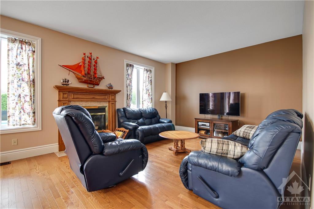 2136 VALENCEVILLE Crescent