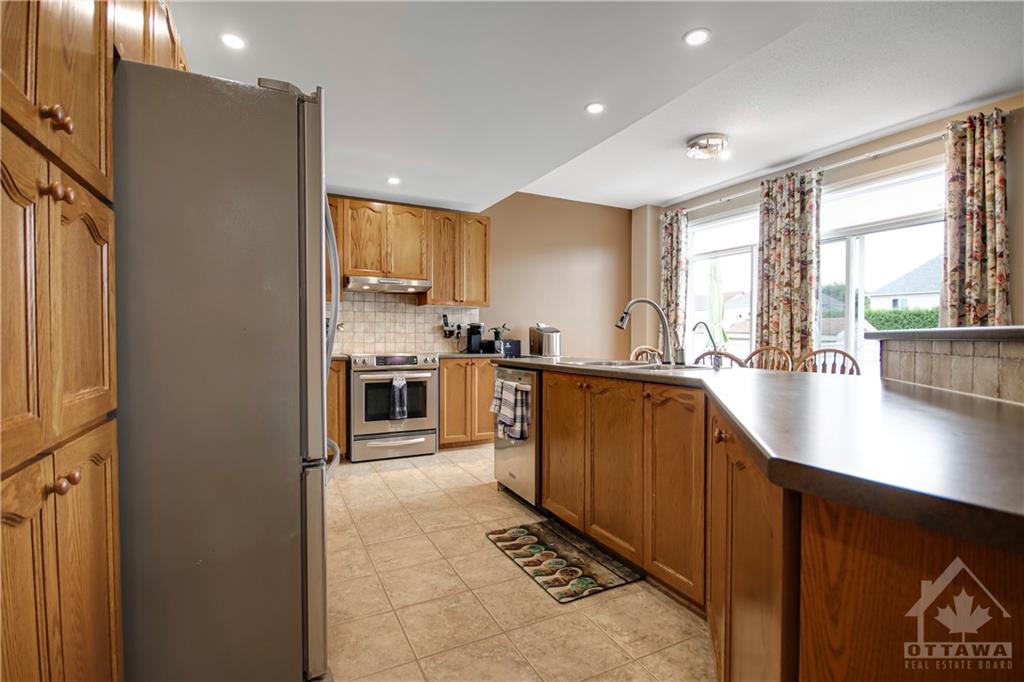 2136 VALENCEVILLE Crescent