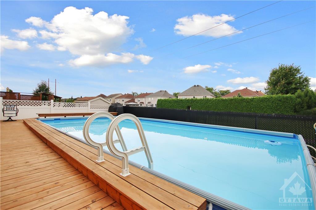2136 VALENCEVILLE Crescent