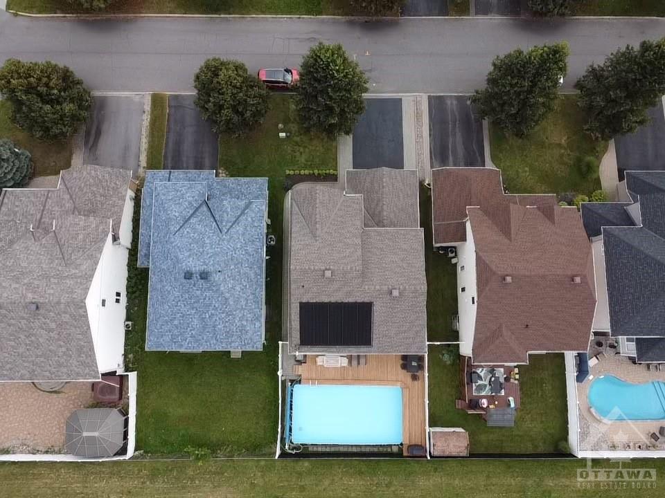 2136 VALENCEVILLE Crescent