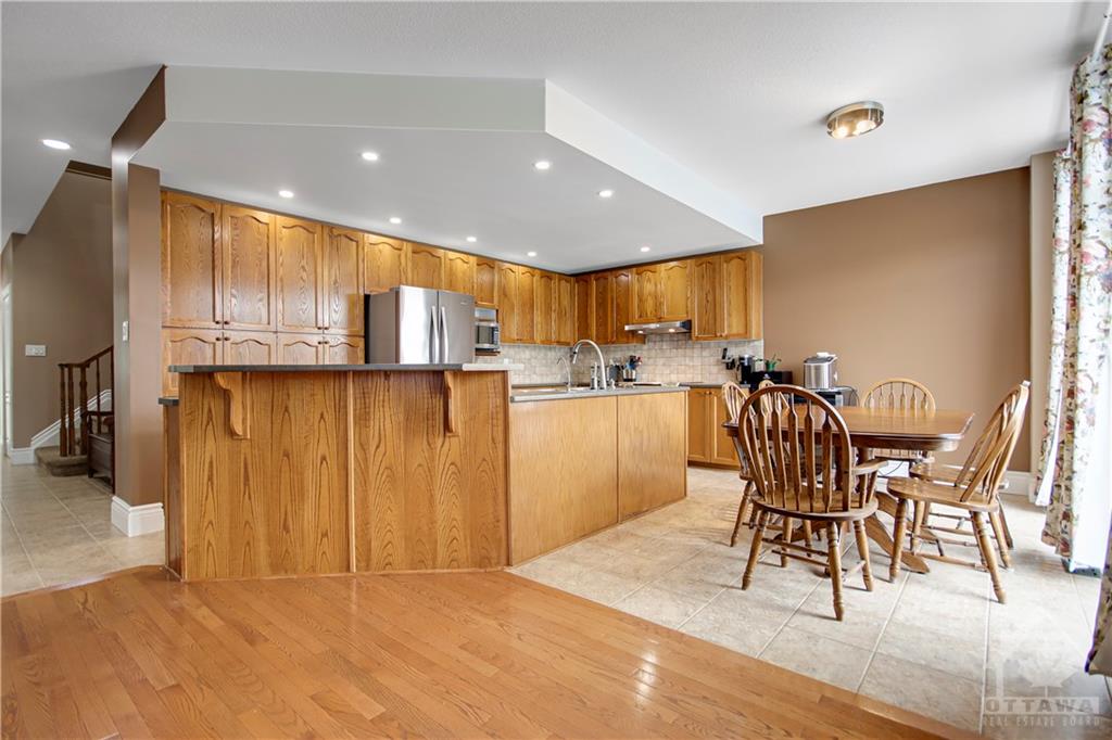 2136 VALENCEVILLE Crescent