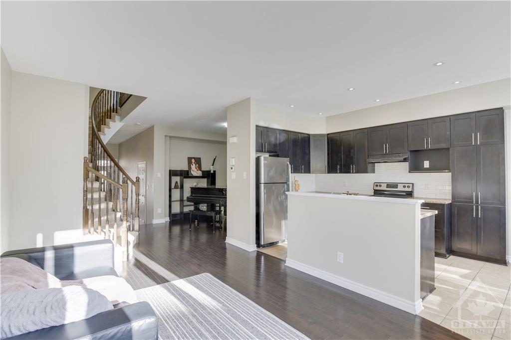 1122 TISCHART Crescent
