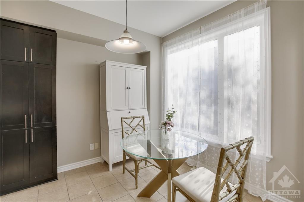 1122 TISCHART Crescent