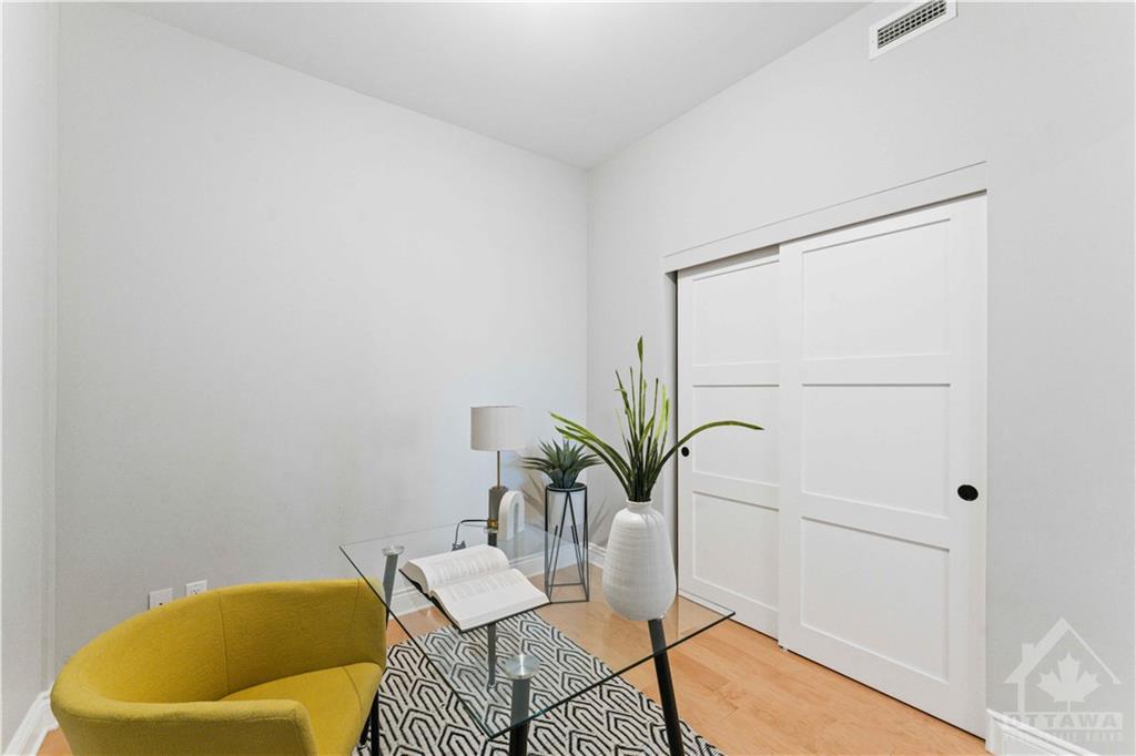 101 PINHEY Street, #302