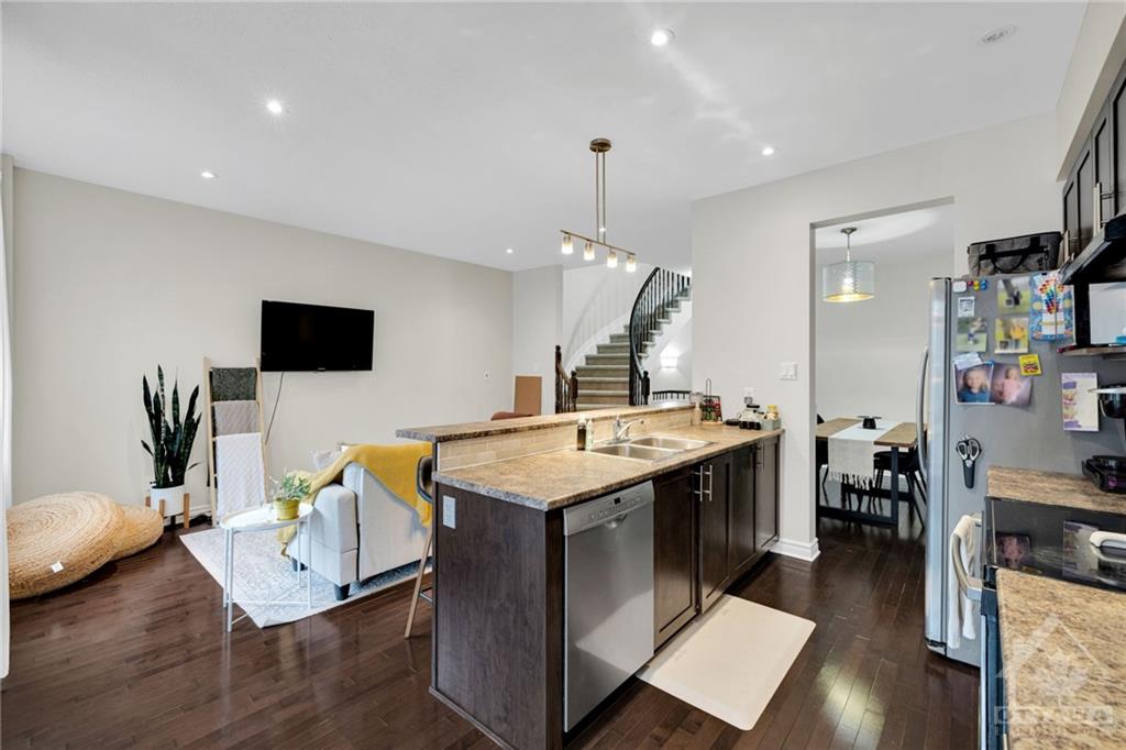 1167 TISCHART Crescent
