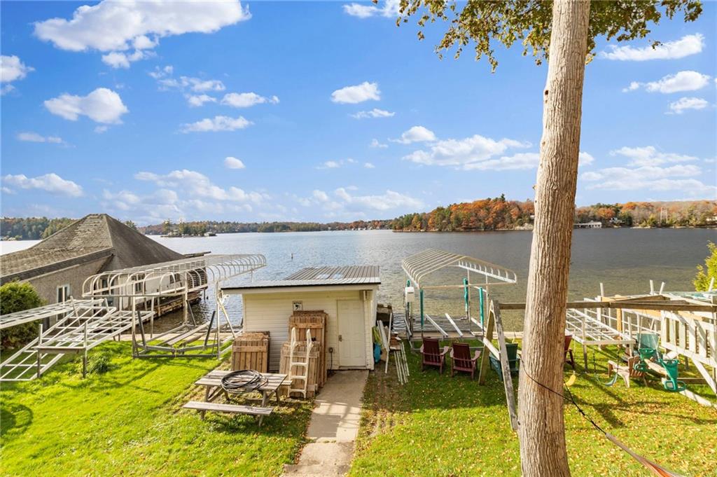 752 CEDAR PARK Lane