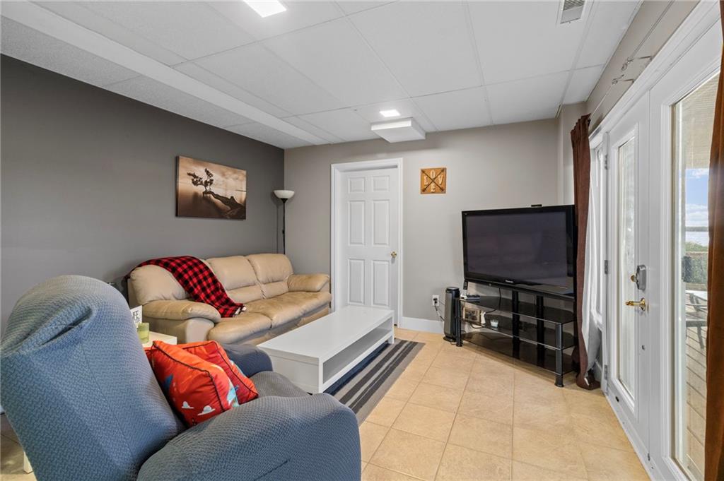 752 CEDAR PARK Lane