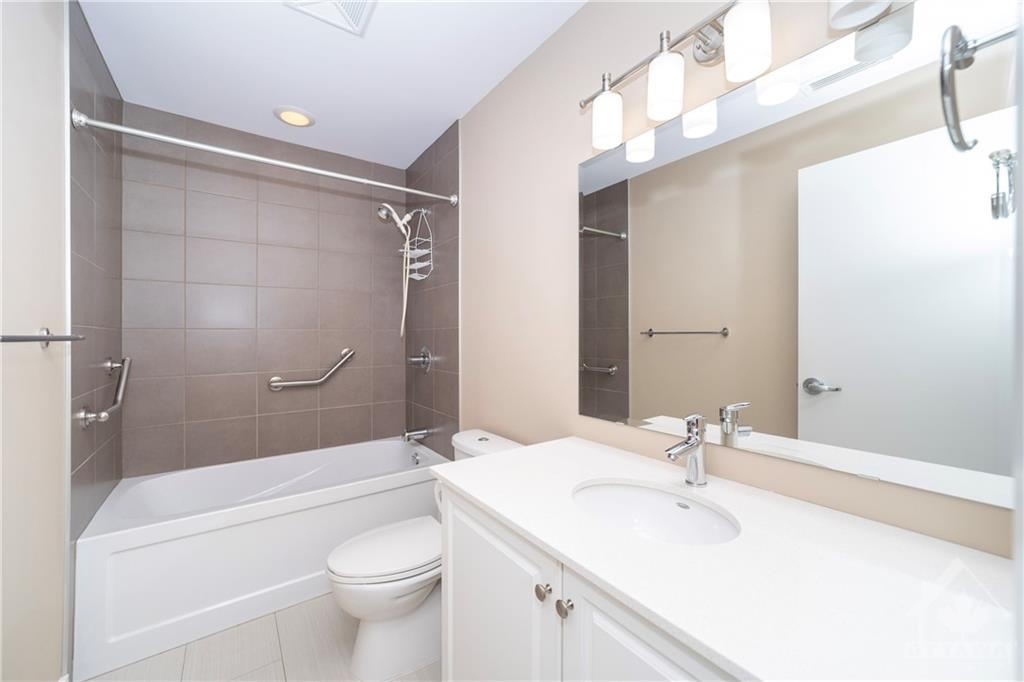 310 CENTRUM Boulevard, #502